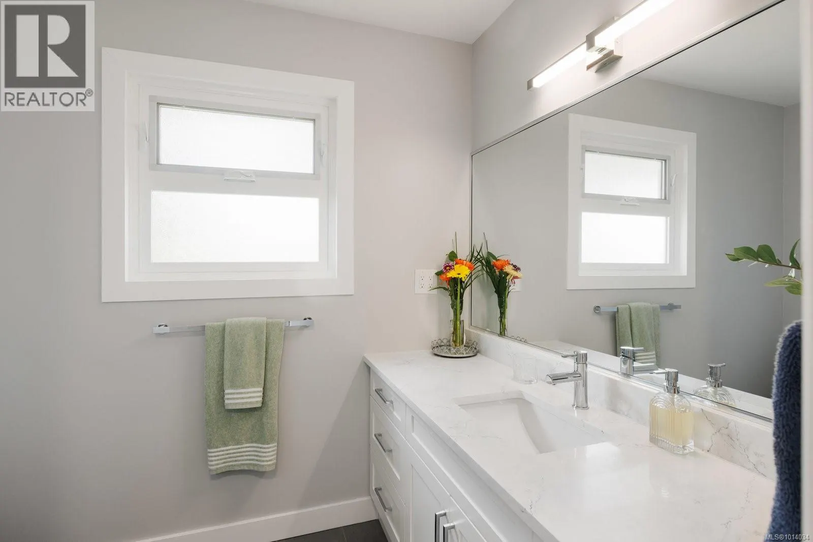 2867 Sooke Lake Rd