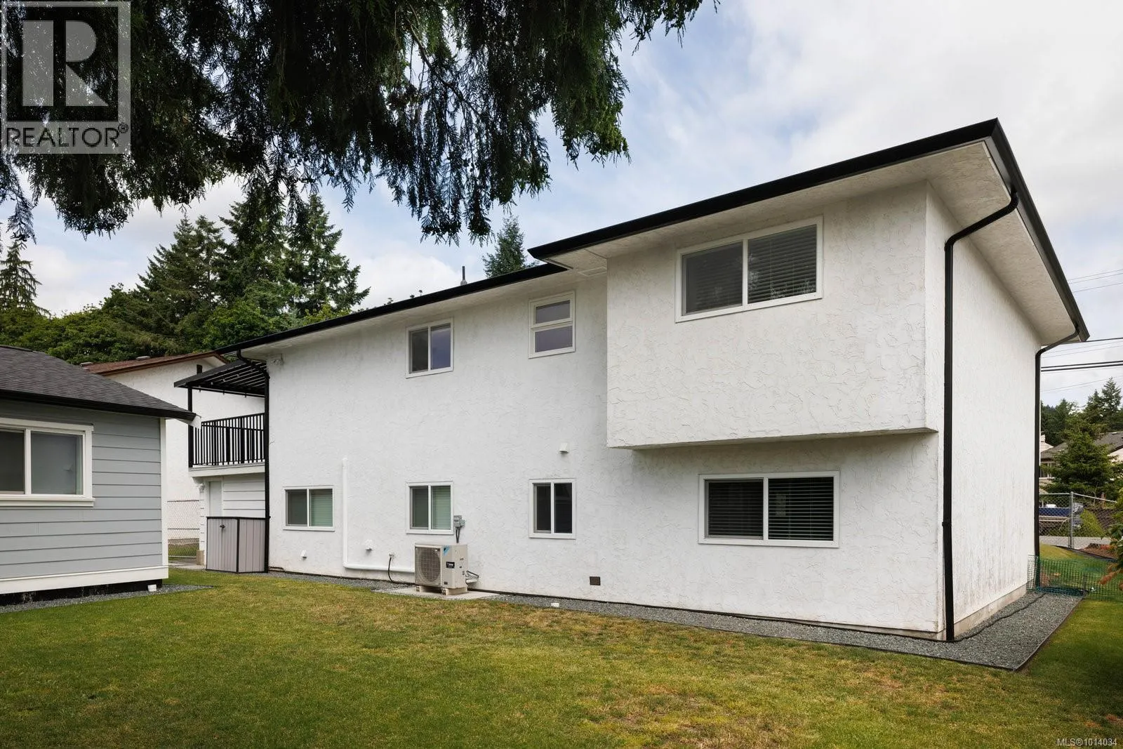 2867 Sooke Lake Rd