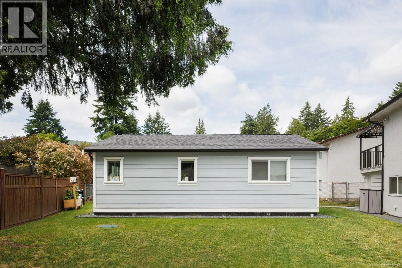 2867 Sooke Lake Rd