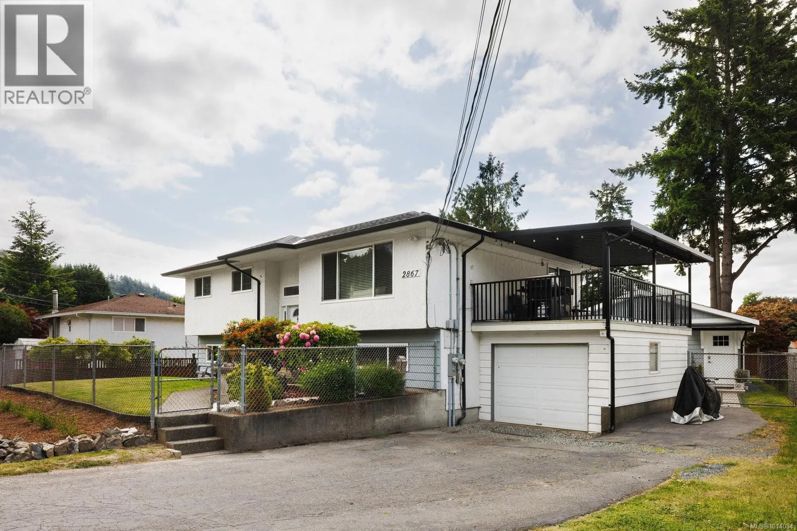2867 Sooke Lake Rd