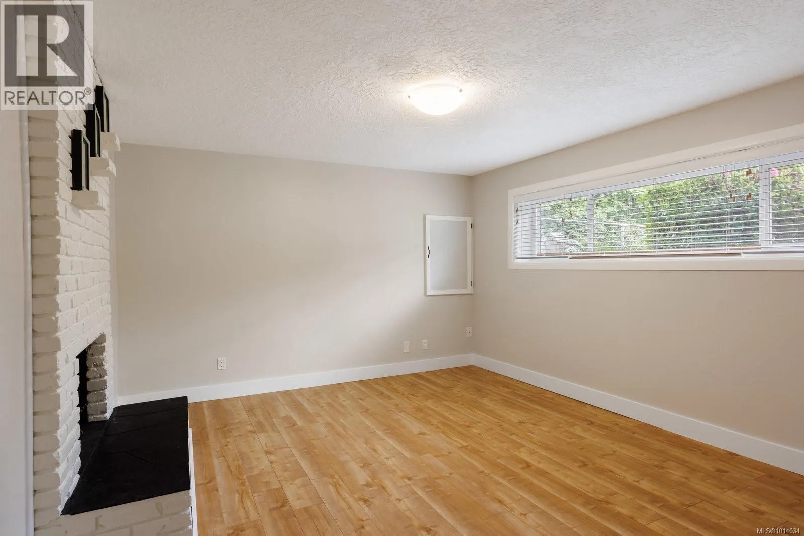 2867 Sooke Lake Rd