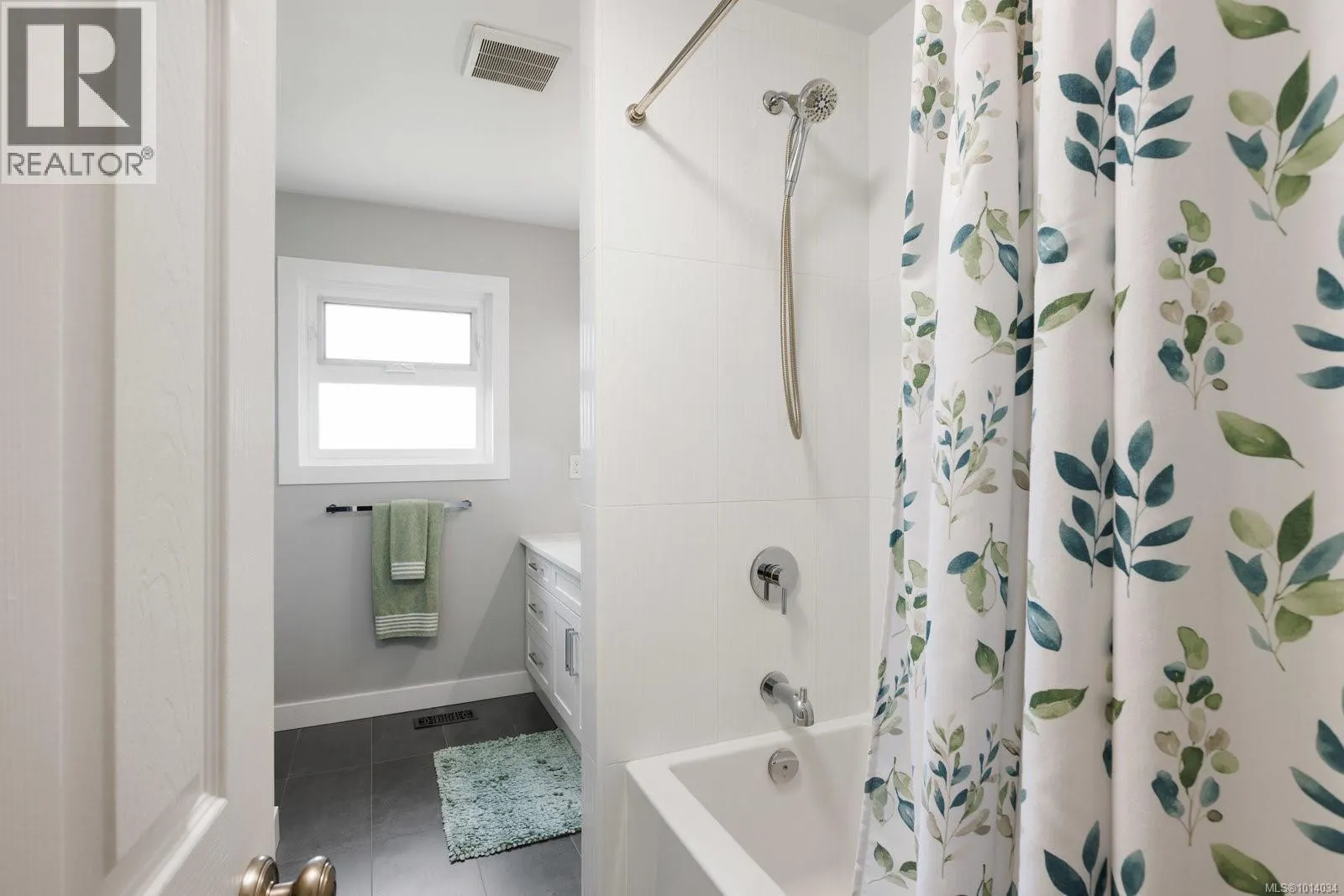 2867 Sooke Lake Rd