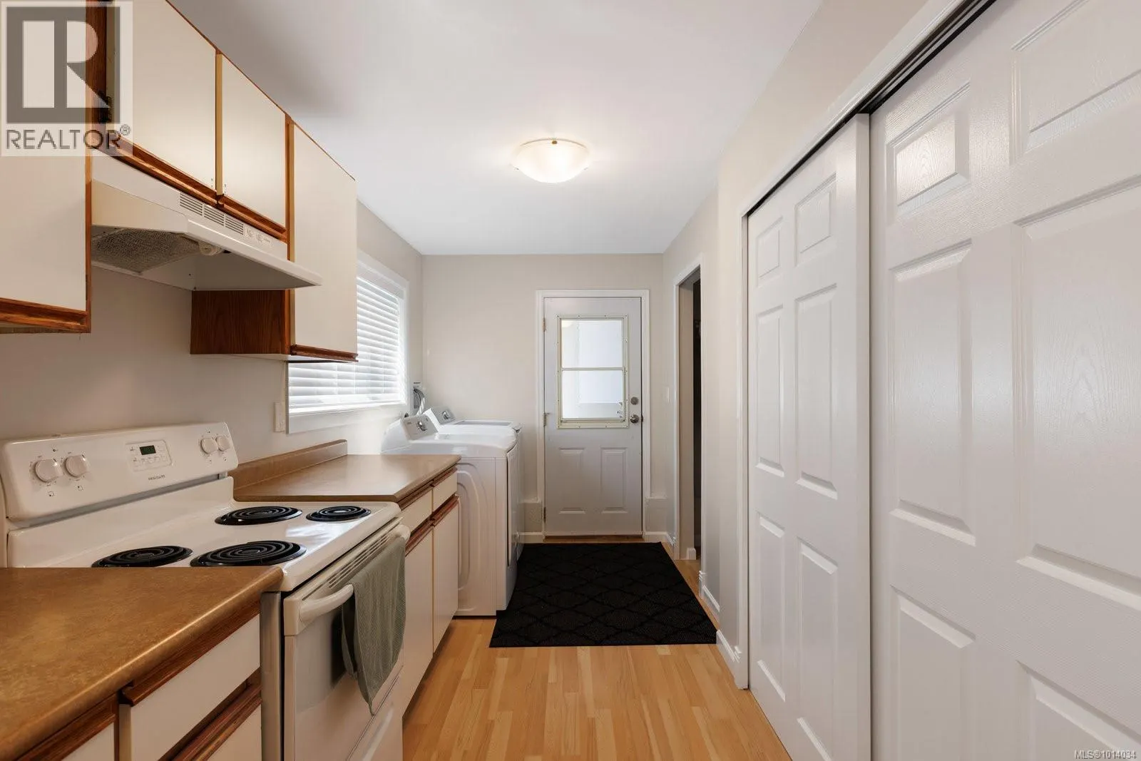 2867 Sooke Lake Rd