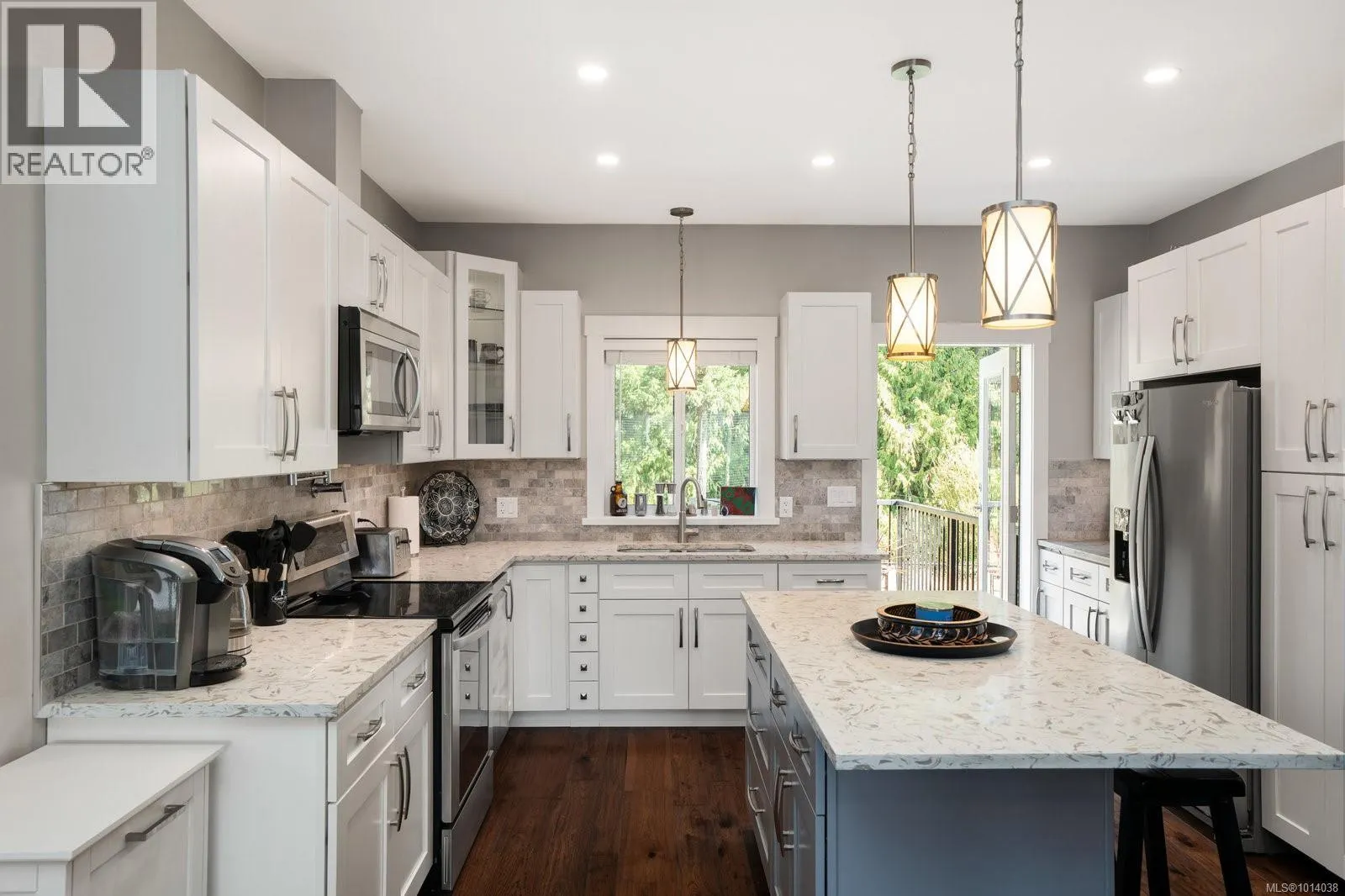 2838 Sooke Lake Rd