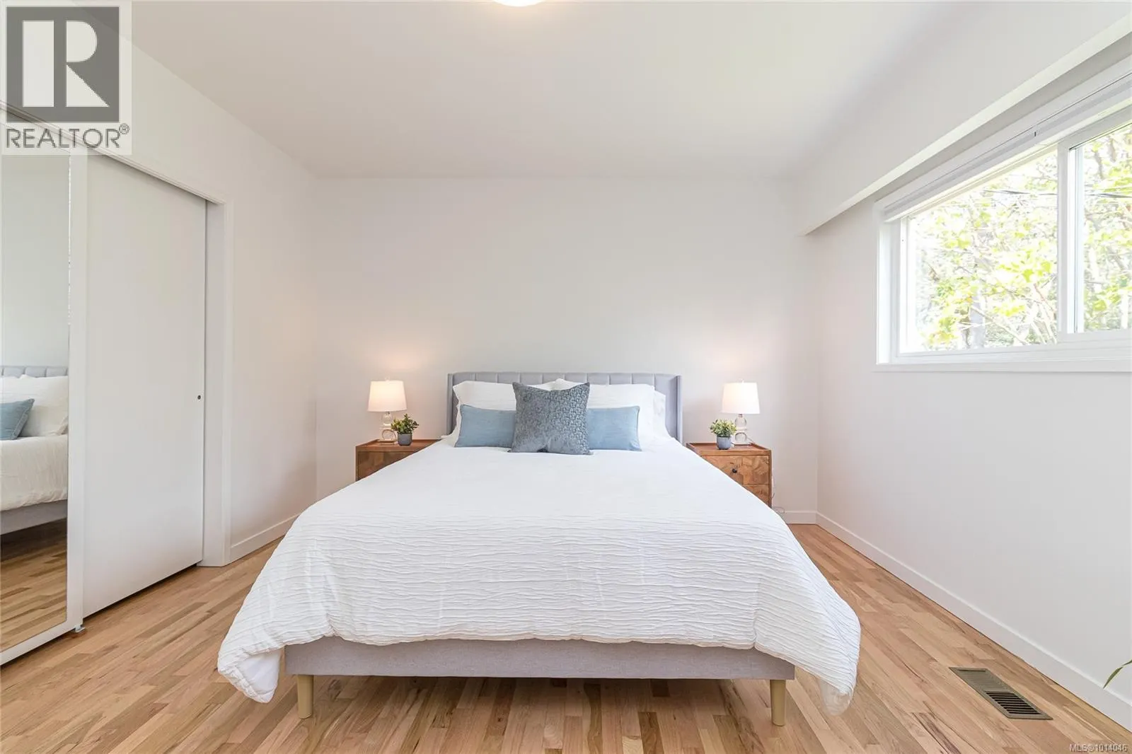 3515 Cardiff Pl
