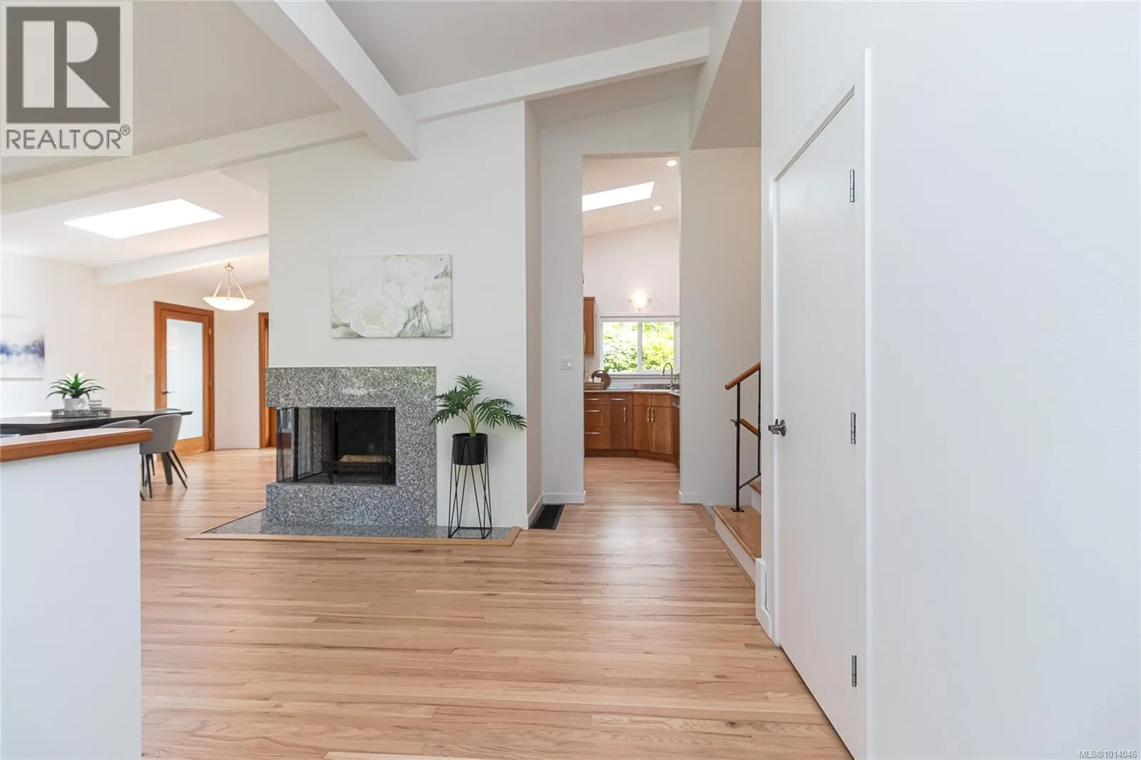 3515 Cardiff Pl