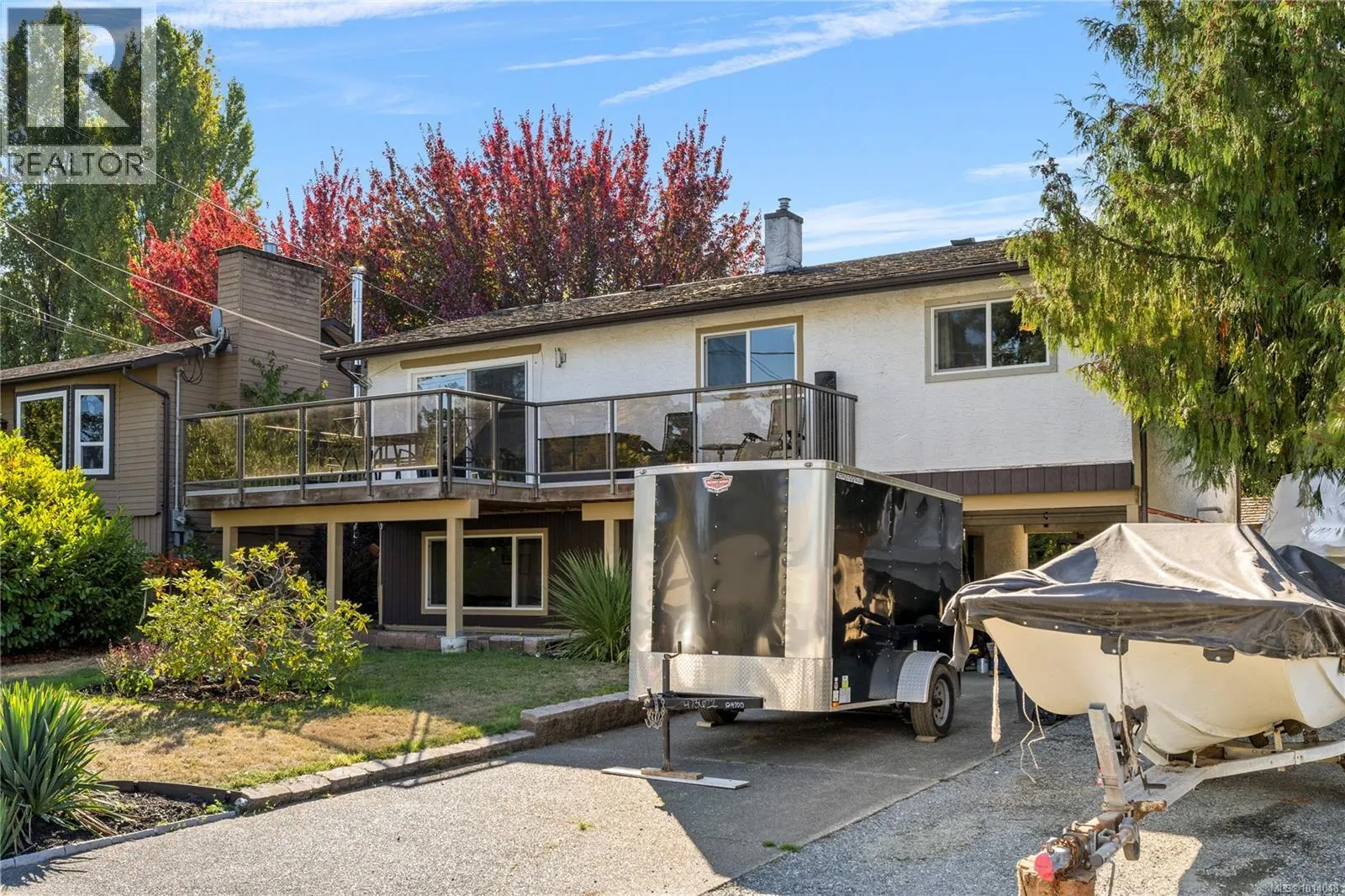 8056 Spinnaker Dr