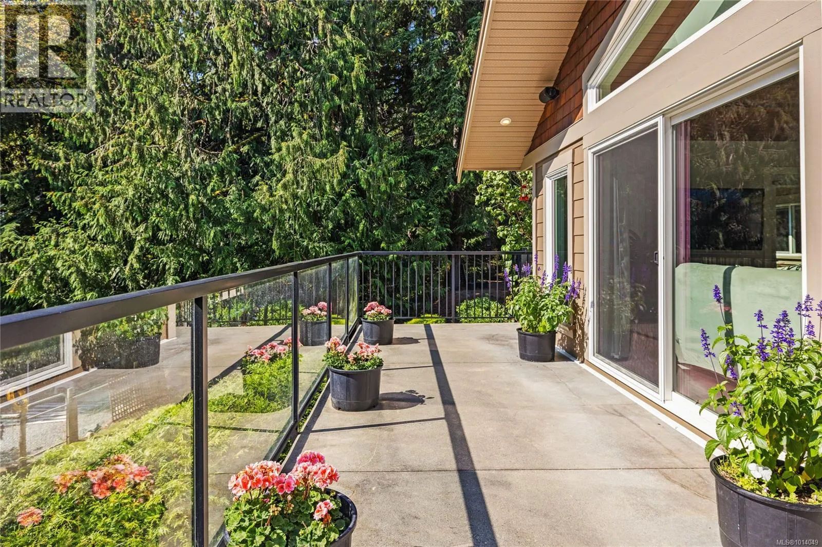 3061 Renfrew Rd