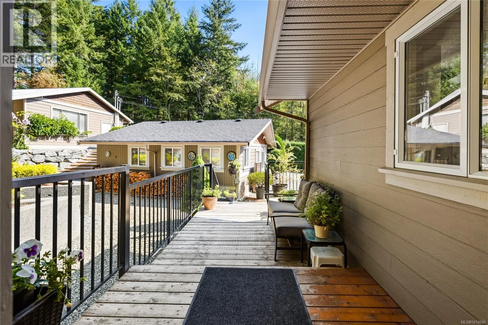 3061 Renfrew Rd