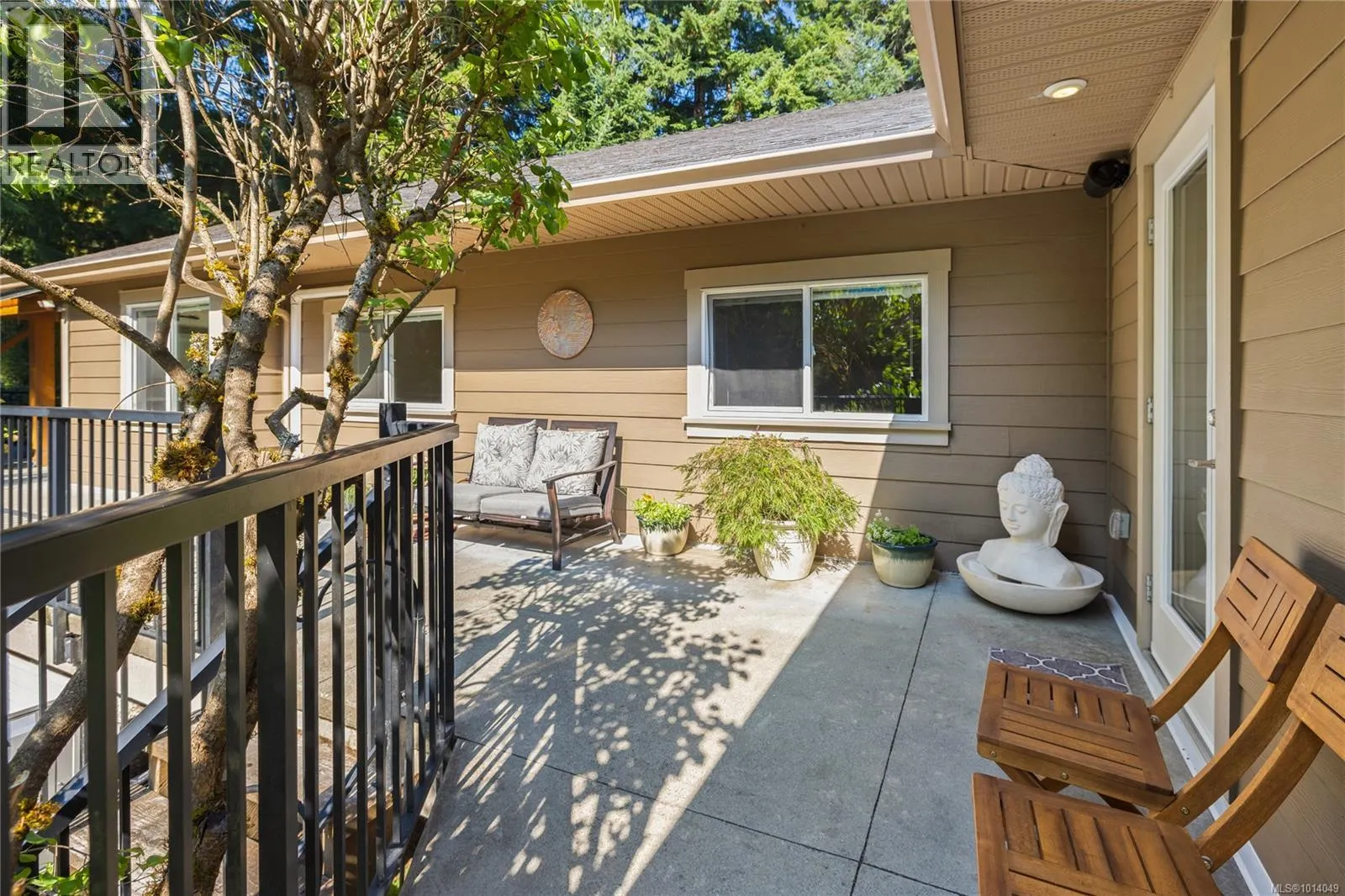 3061 Renfrew Rd