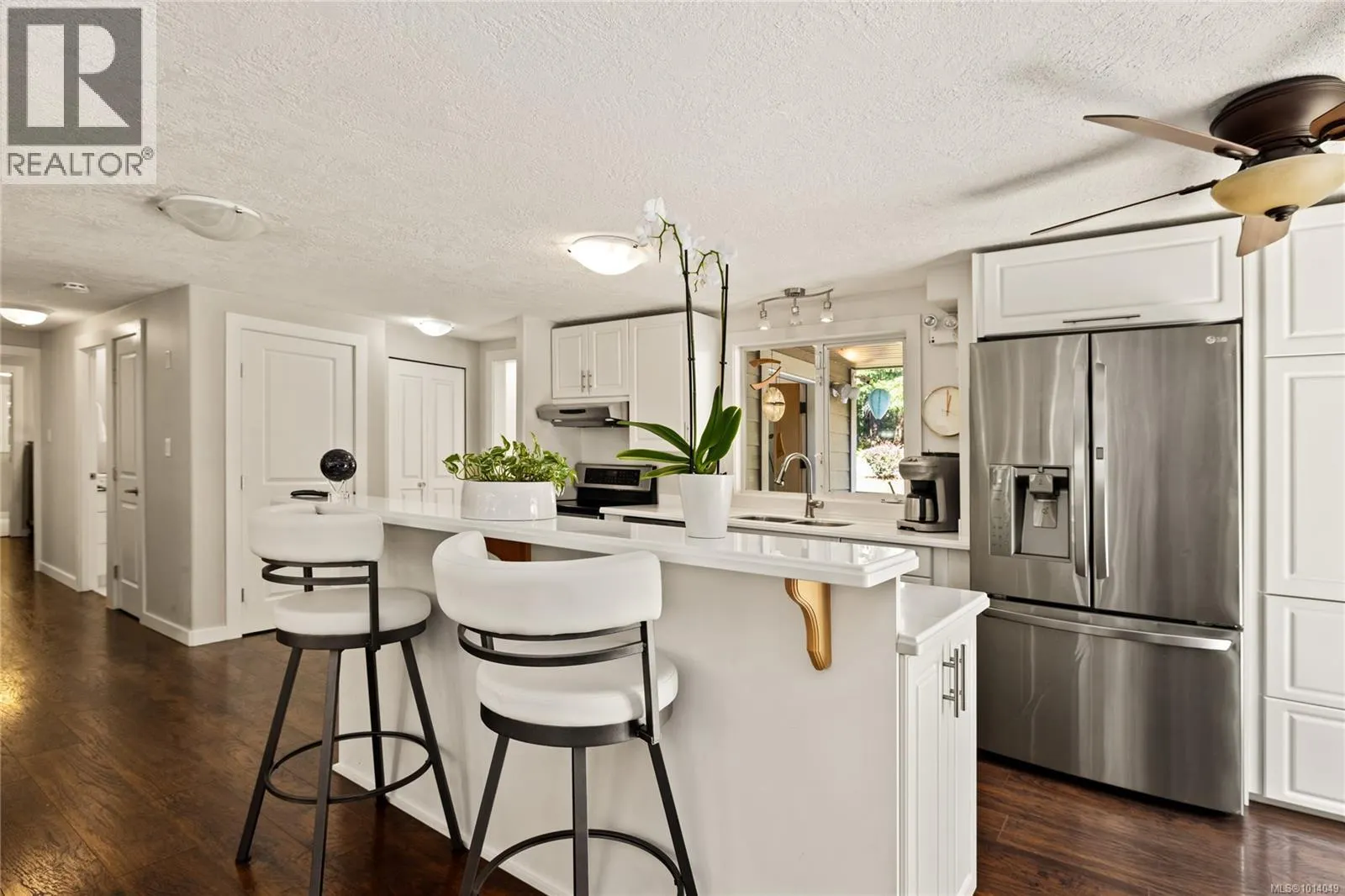 3061 Renfrew Rd