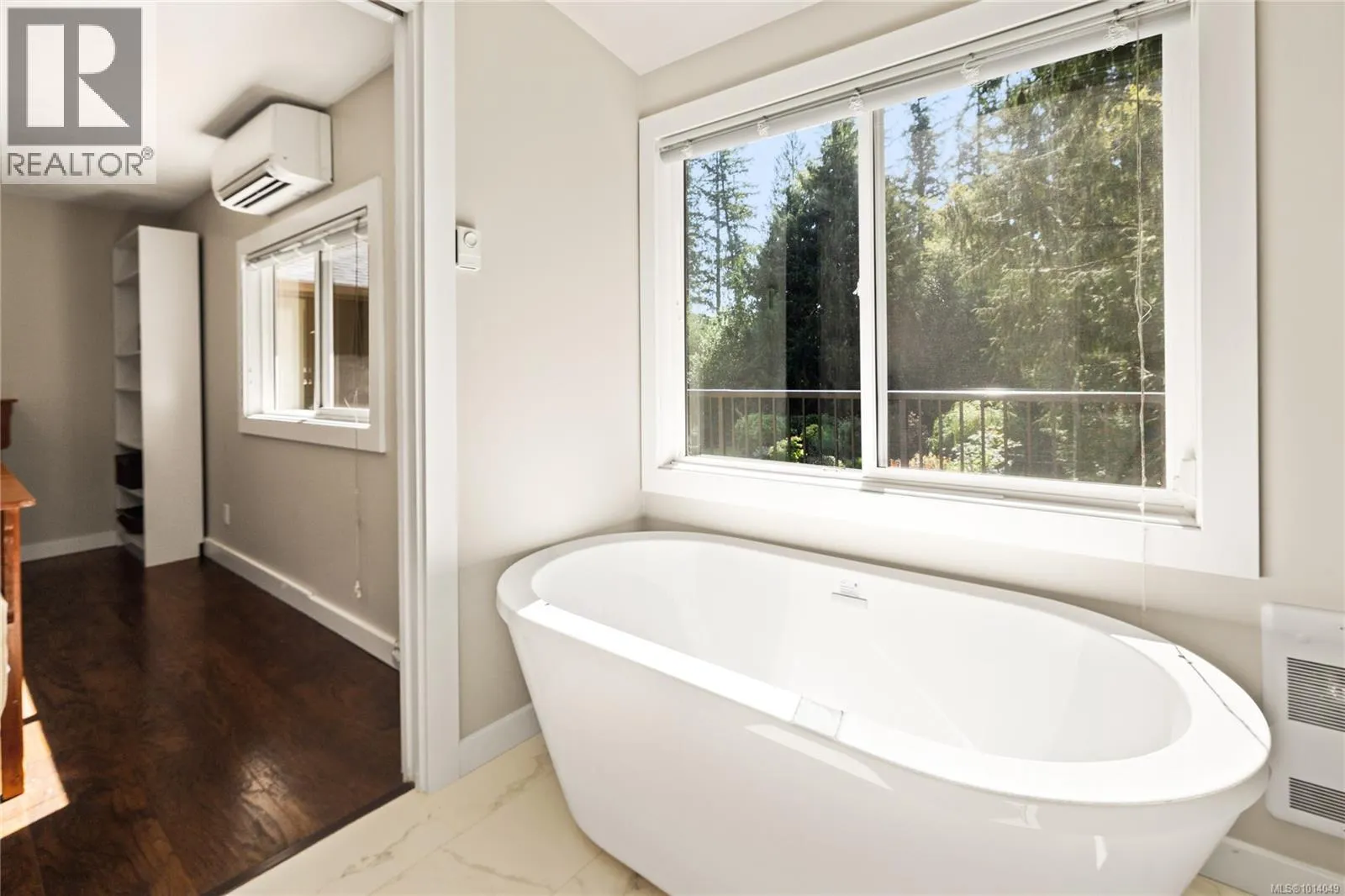 3061 Renfrew Rd