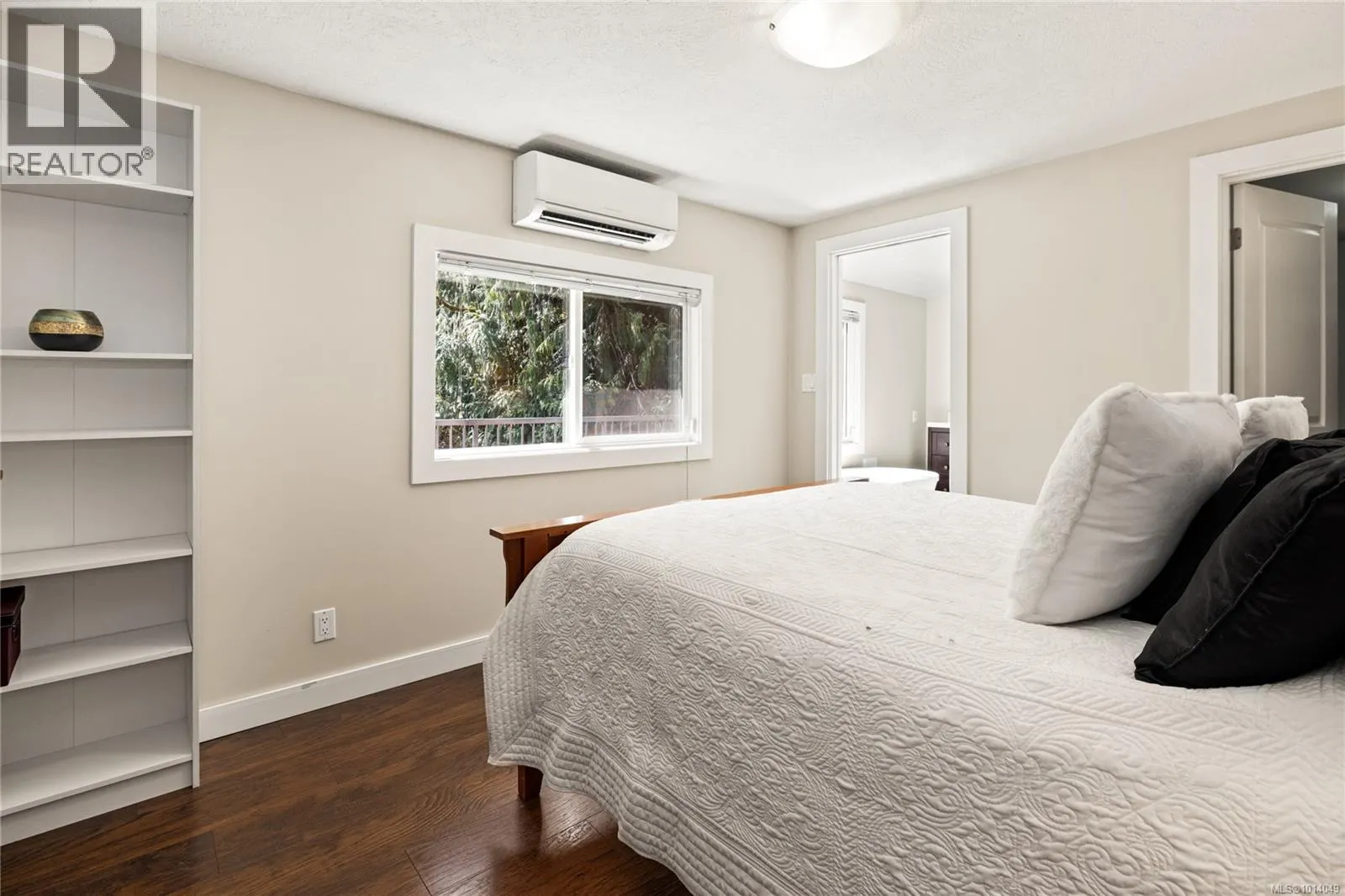 3061 Renfrew Rd