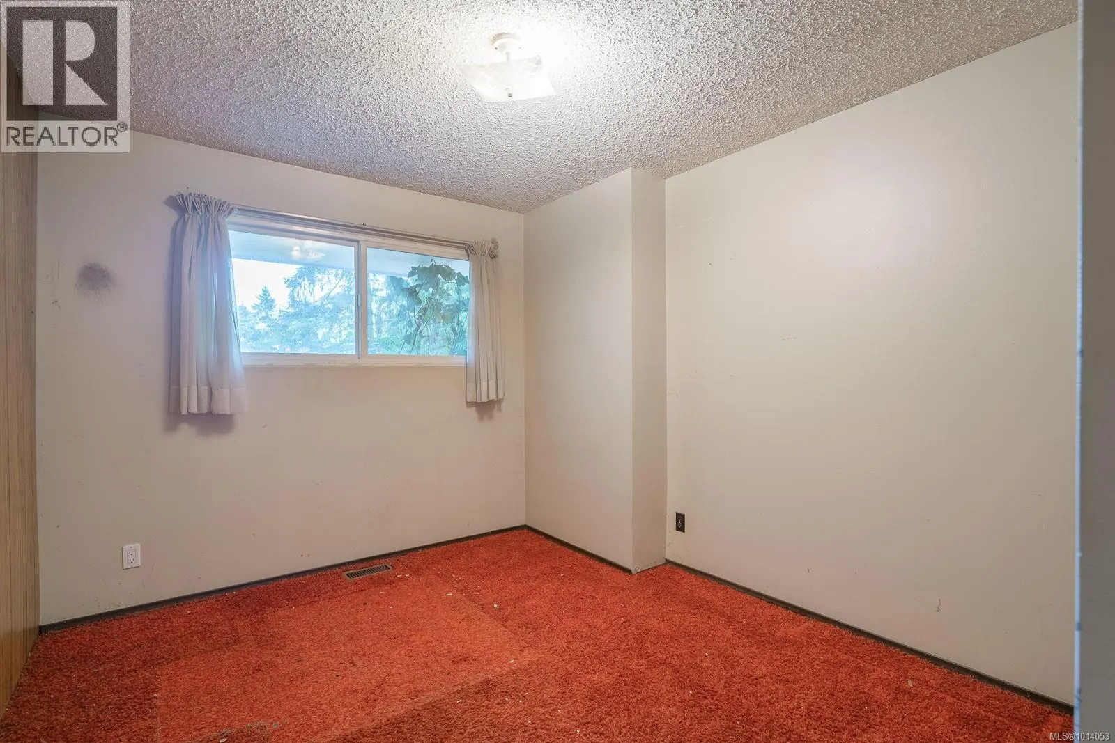2237 Blue Jay Way