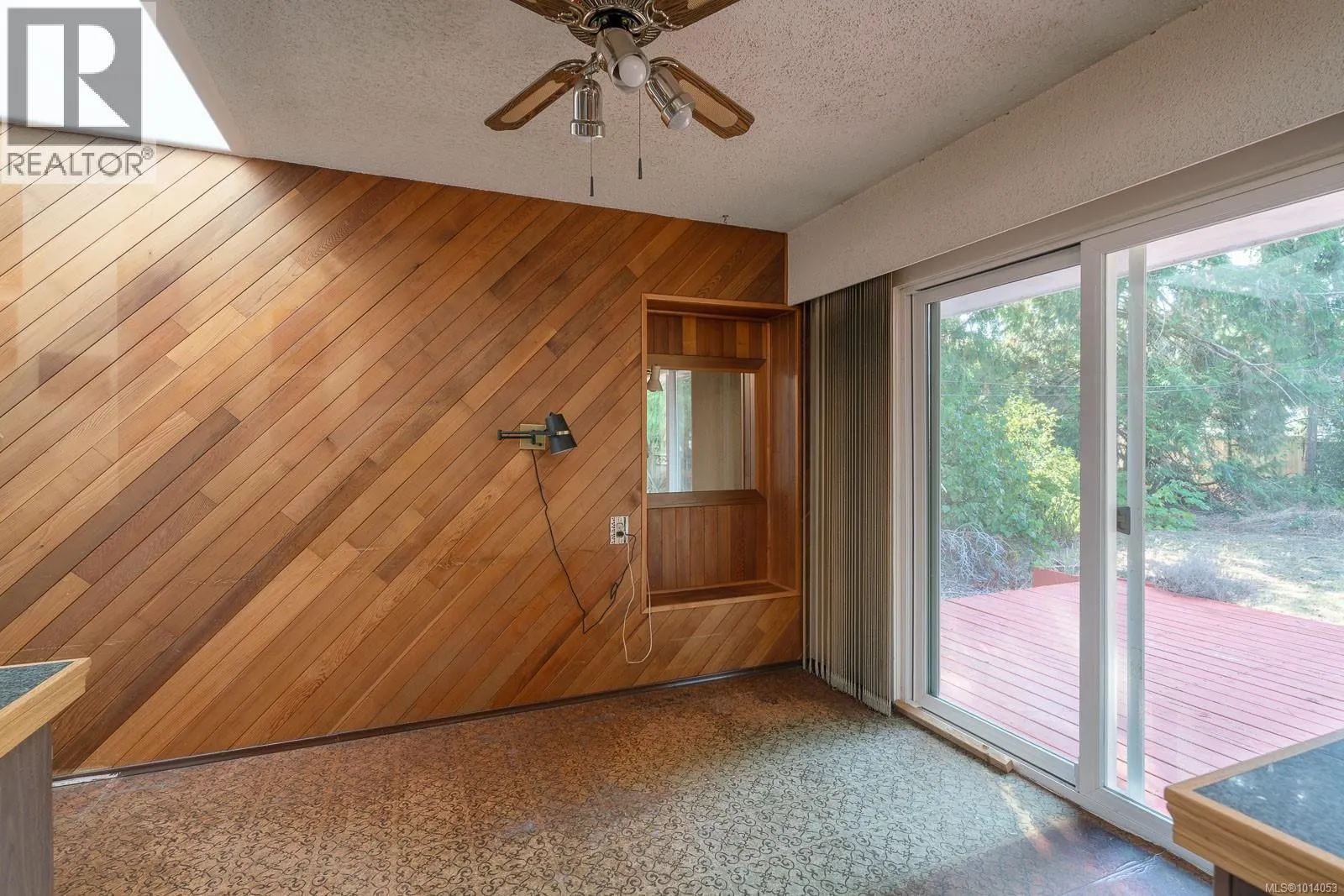 2237 Blue Jay Way
