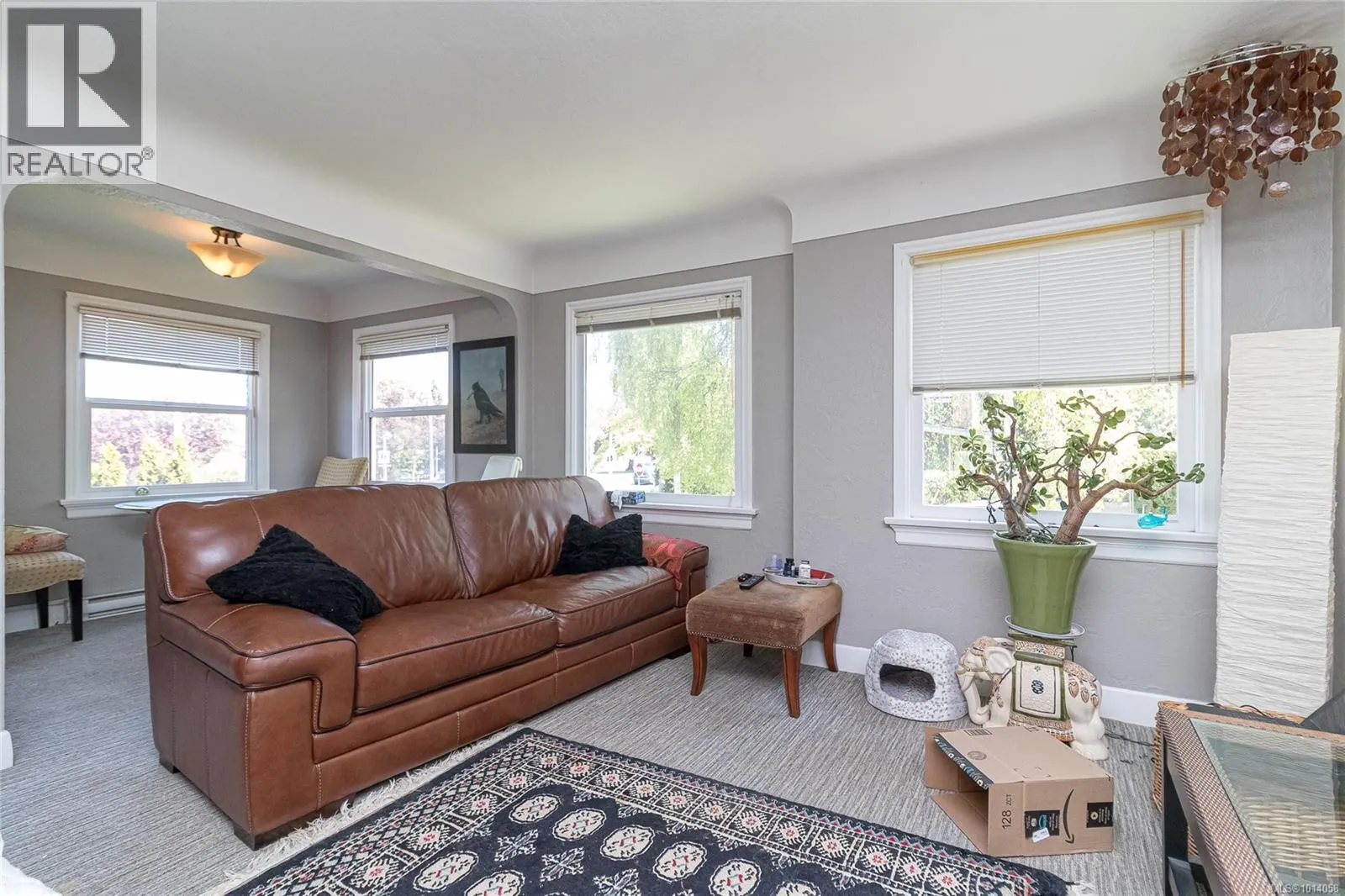 370 Richmond Ave