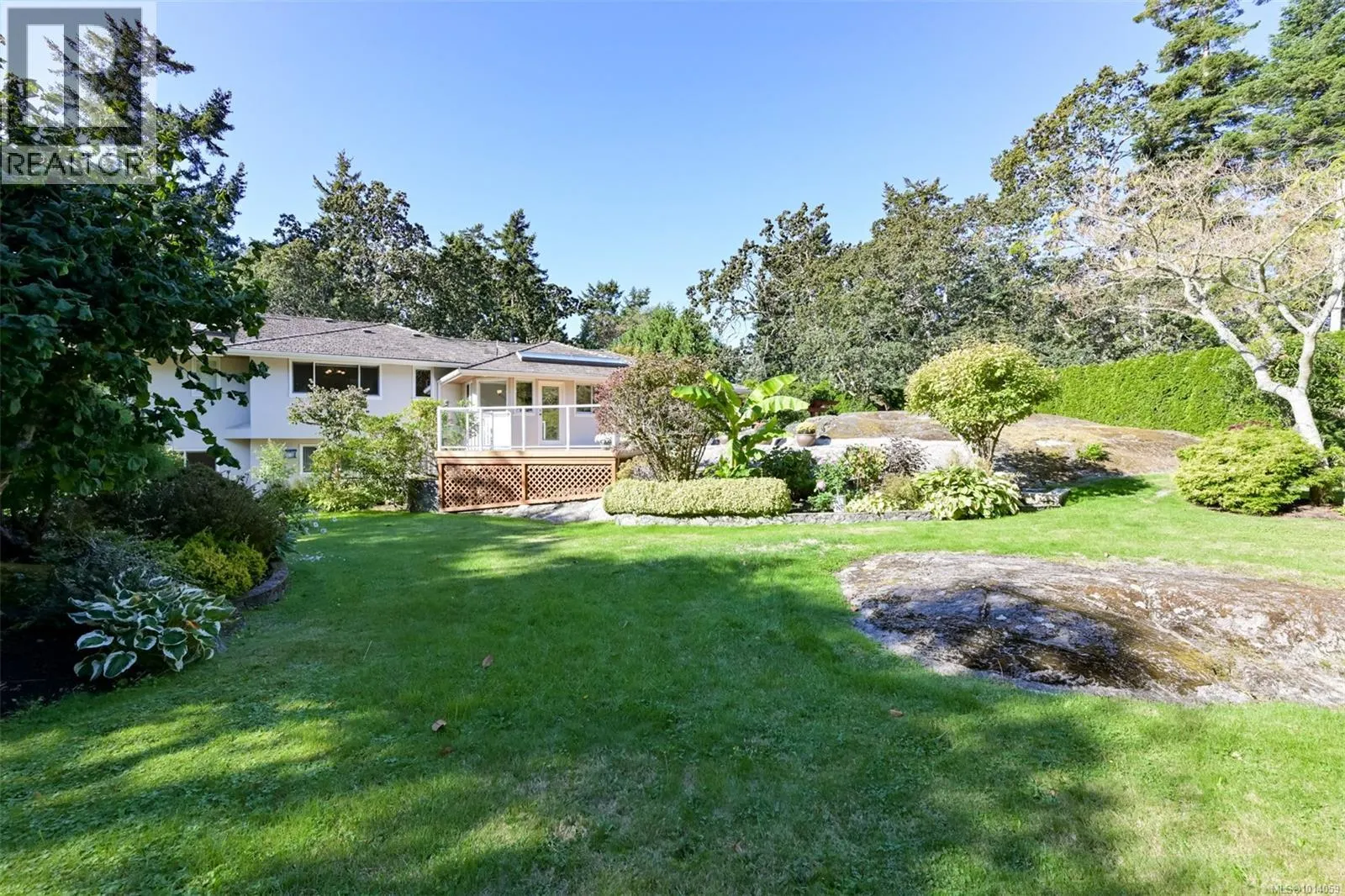 2886 Tudor Ave