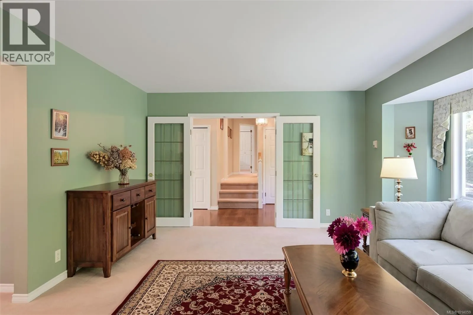 2886 Tudor Ave