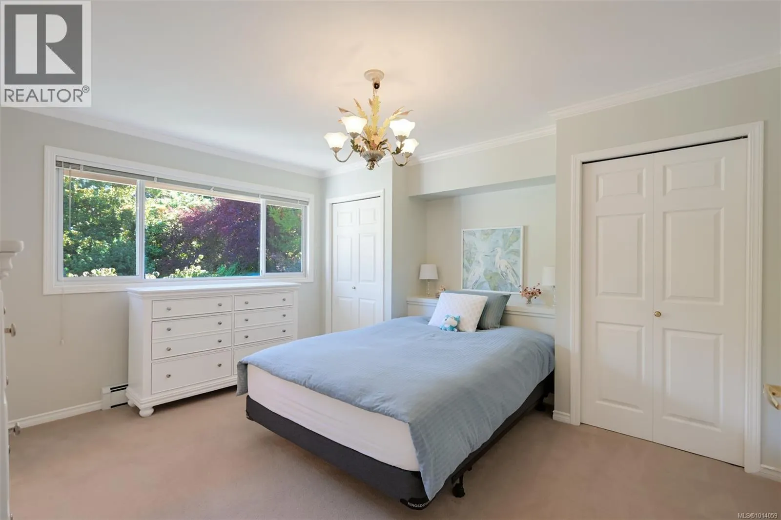 2886 Tudor Ave