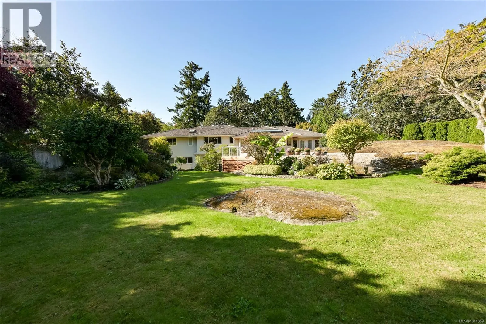 2886 Tudor Ave