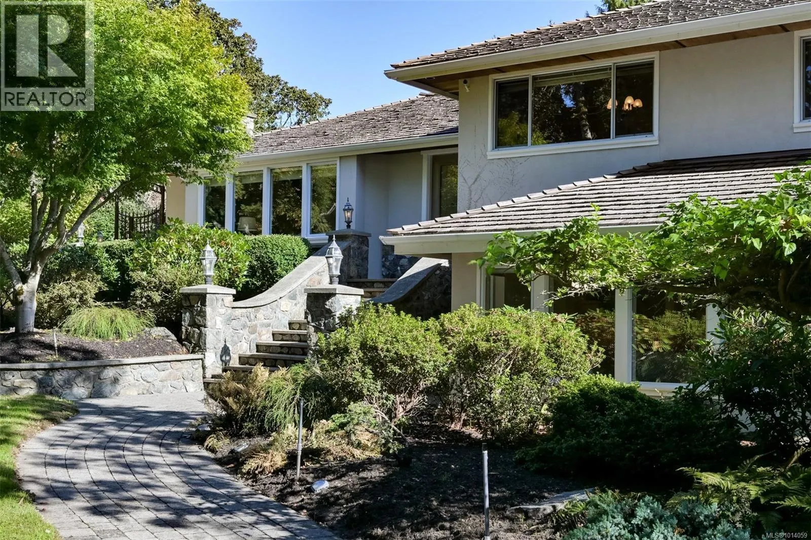 2886 Tudor Ave