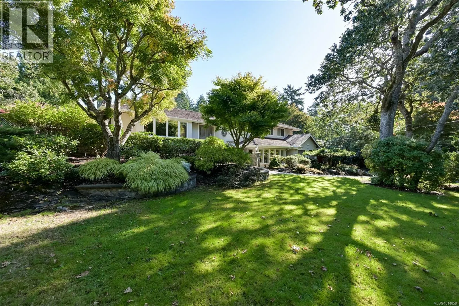 2886 Tudor Ave