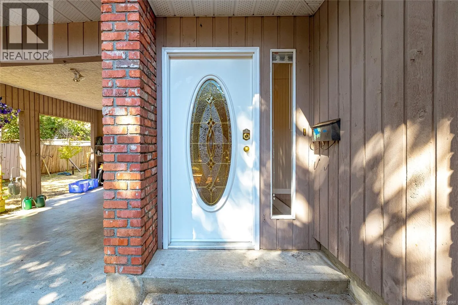 4166 Crosshaven Close