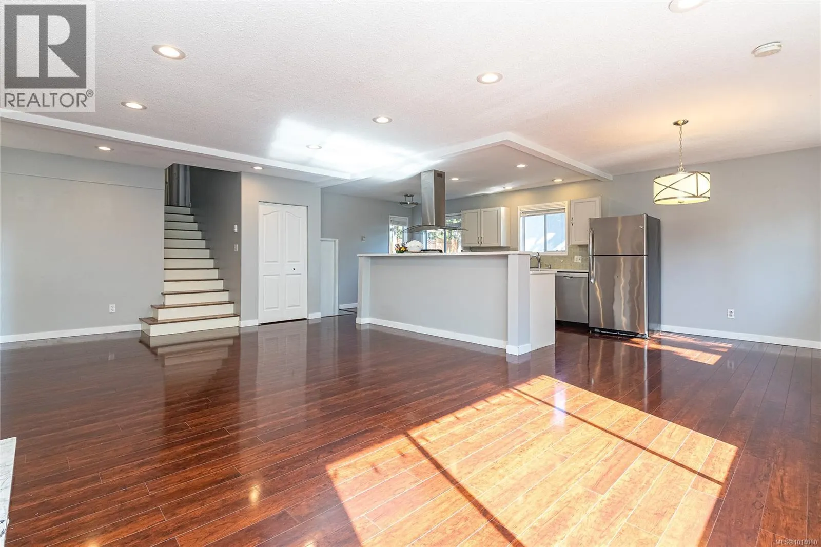 4166 Crosshaven Close