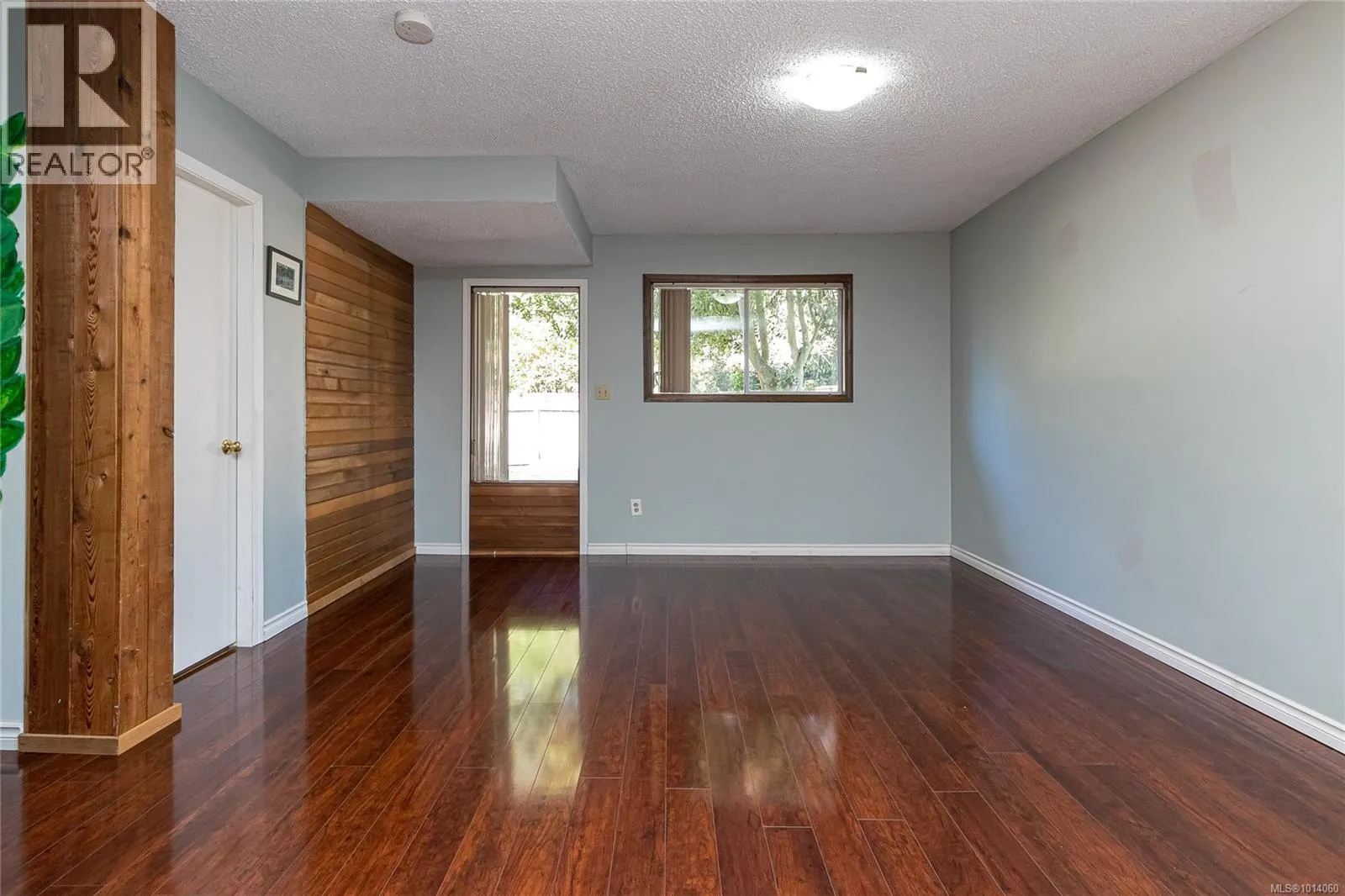 4166 Crosshaven Close