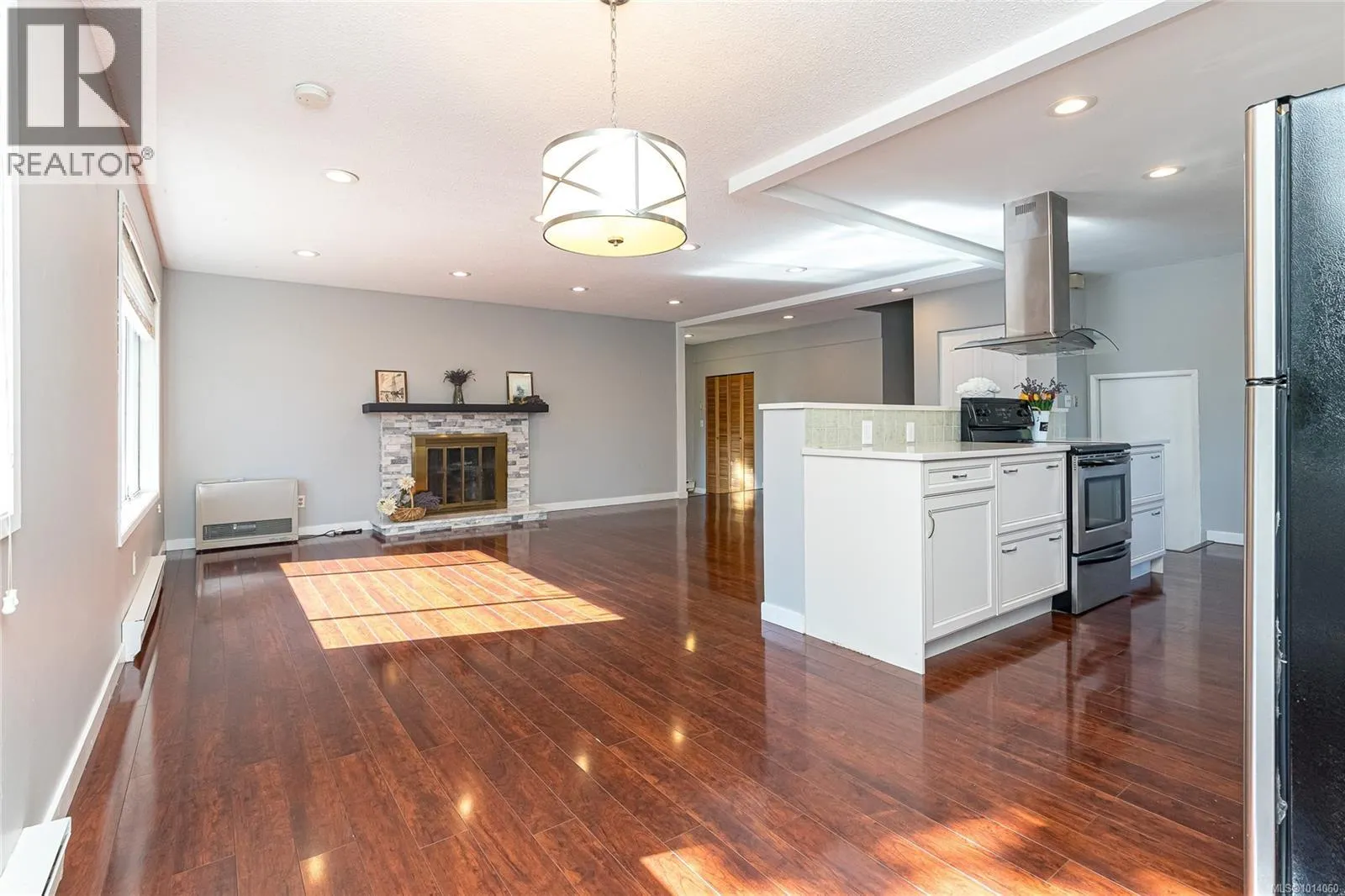 4166 Crosshaven Close