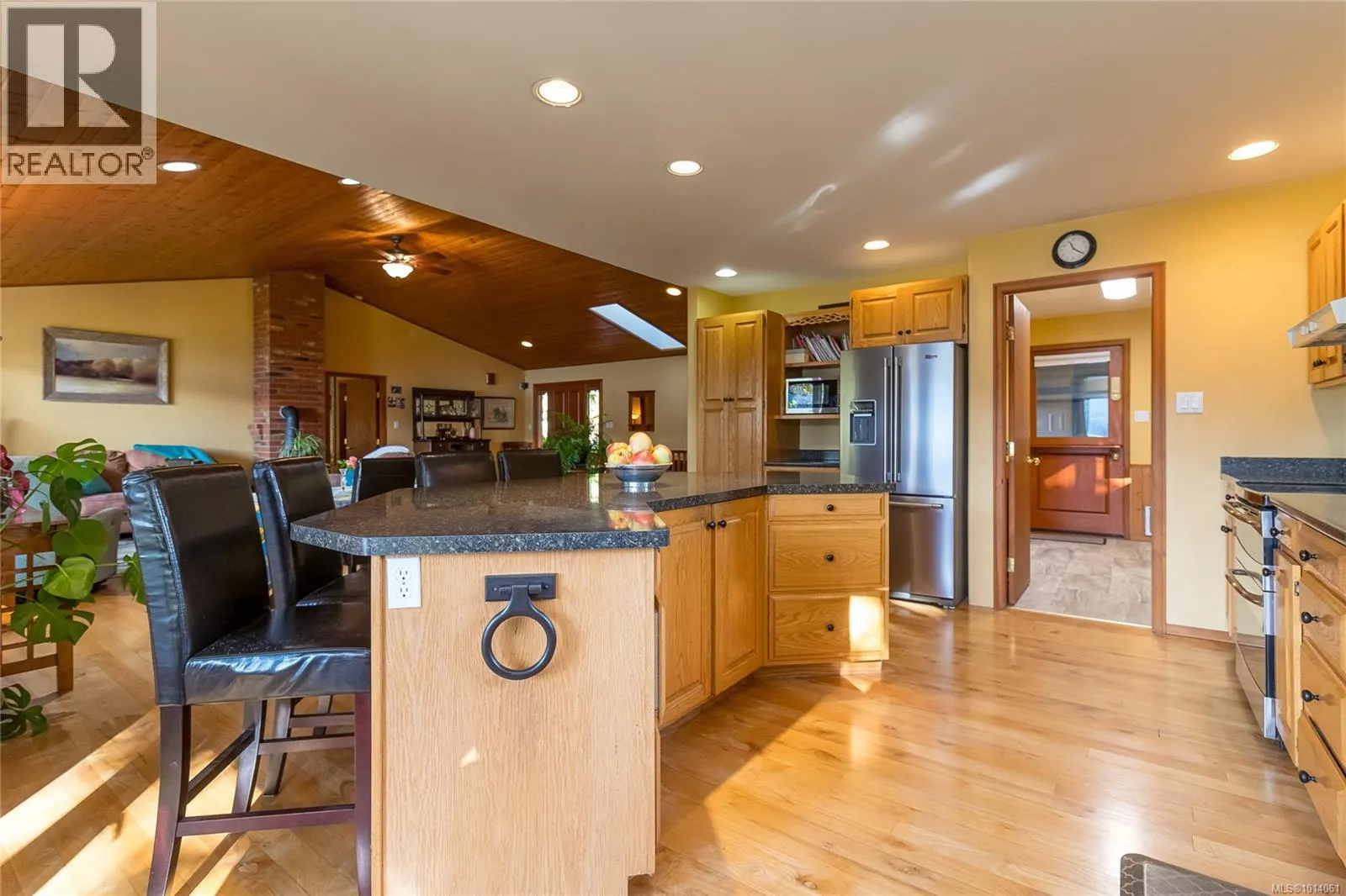 10662 Alder Cres