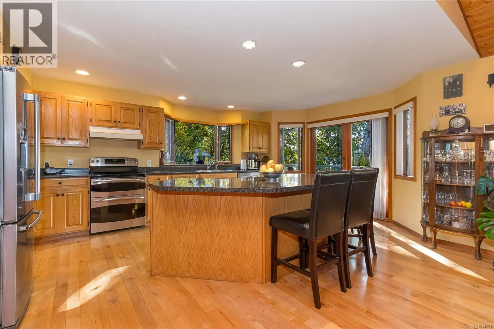 10662 Alder Cres