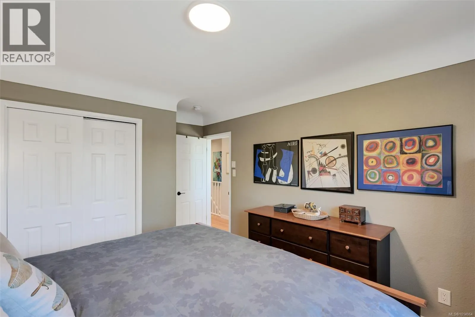 815 Leslie Dr