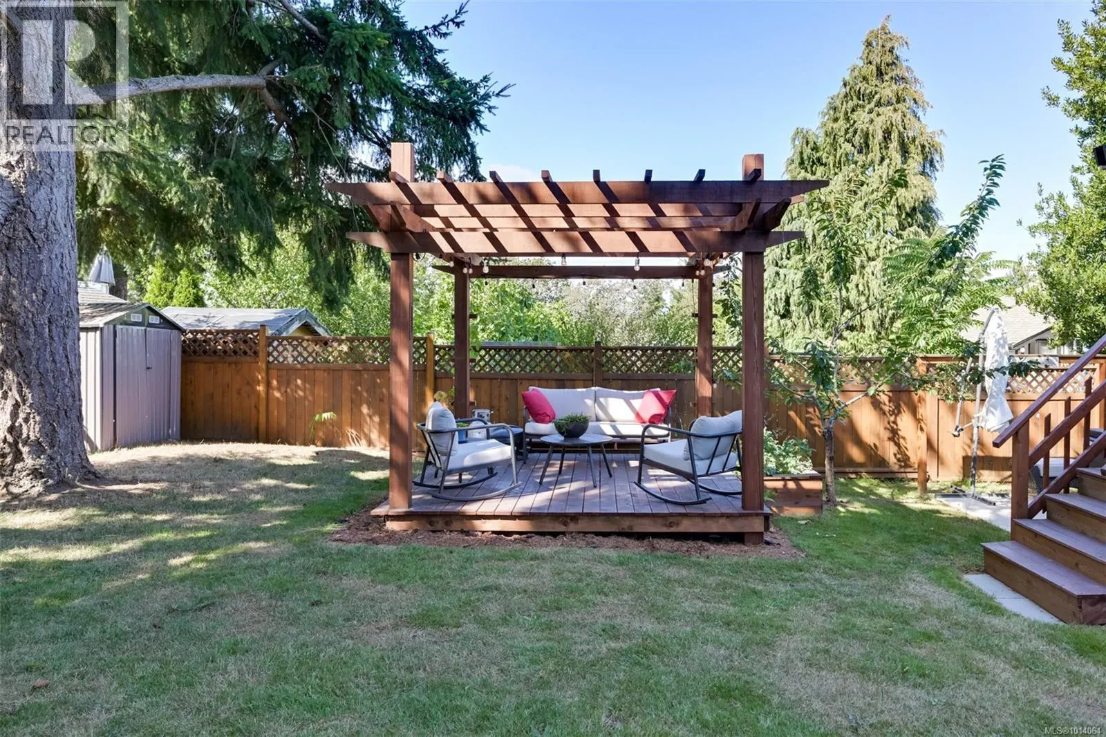 815 Leslie Dr