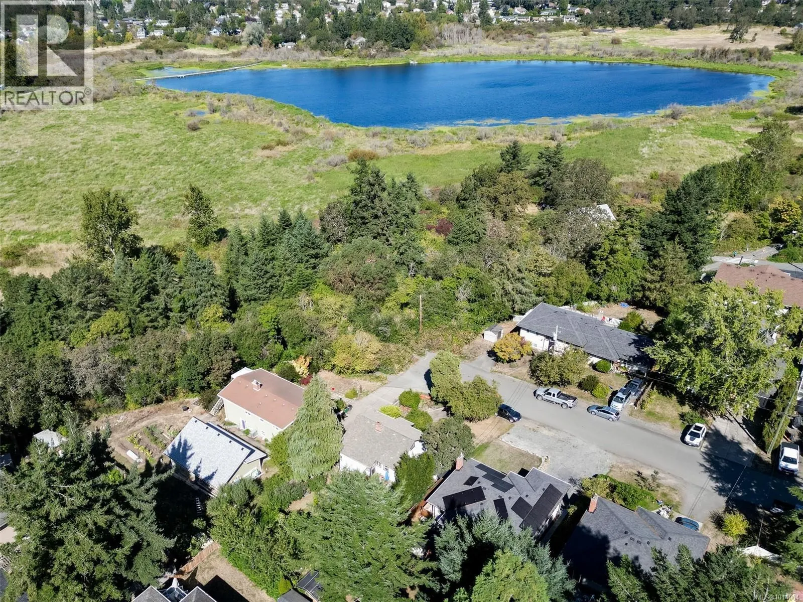 815 Leslie Dr