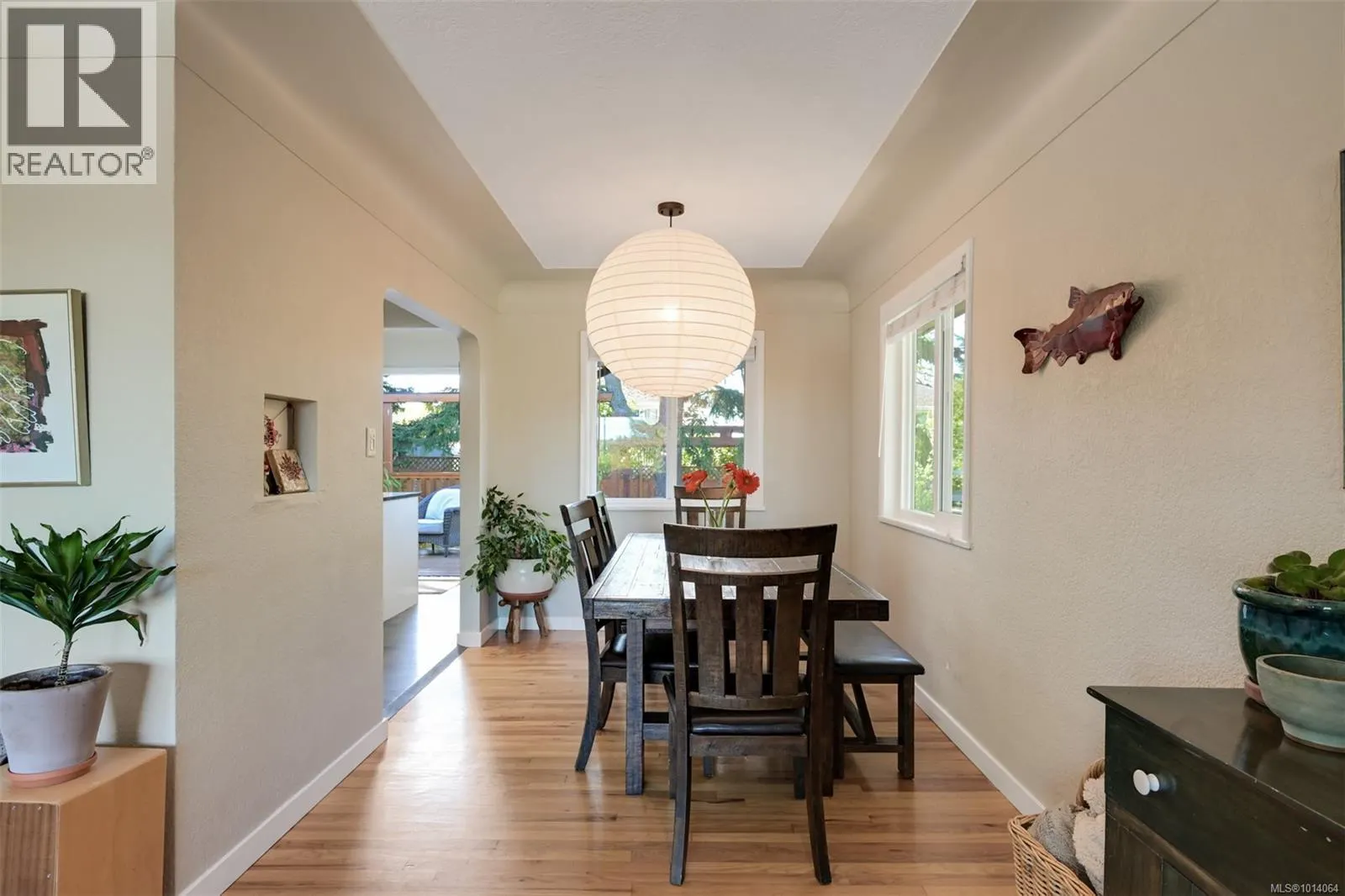 815 Leslie Dr