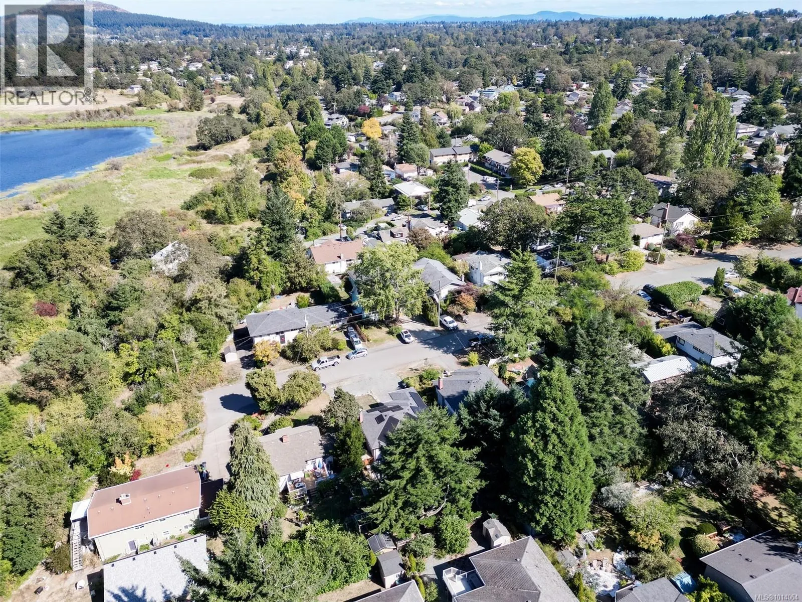 815 Leslie Dr