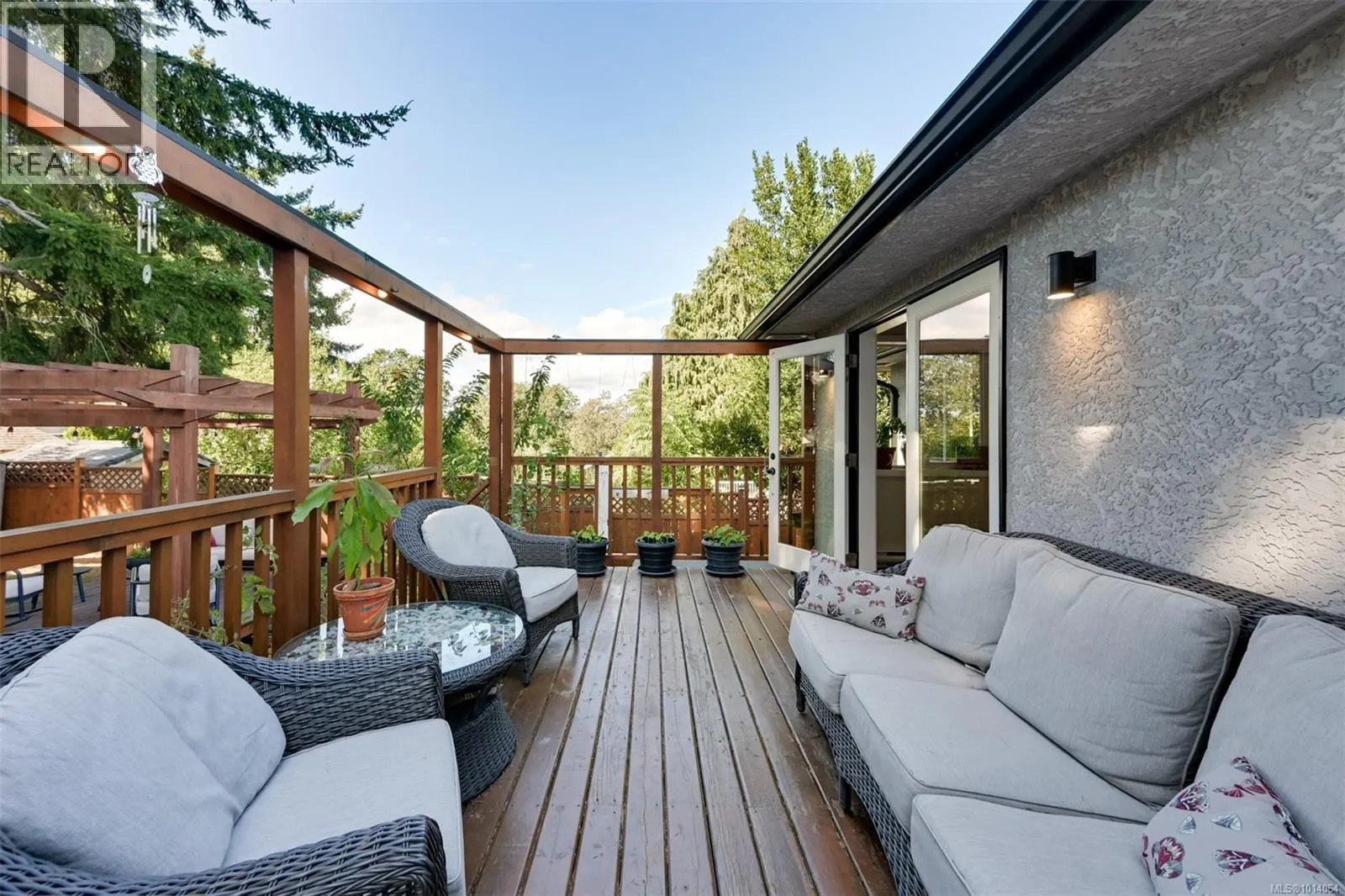 815 Leslie Dr