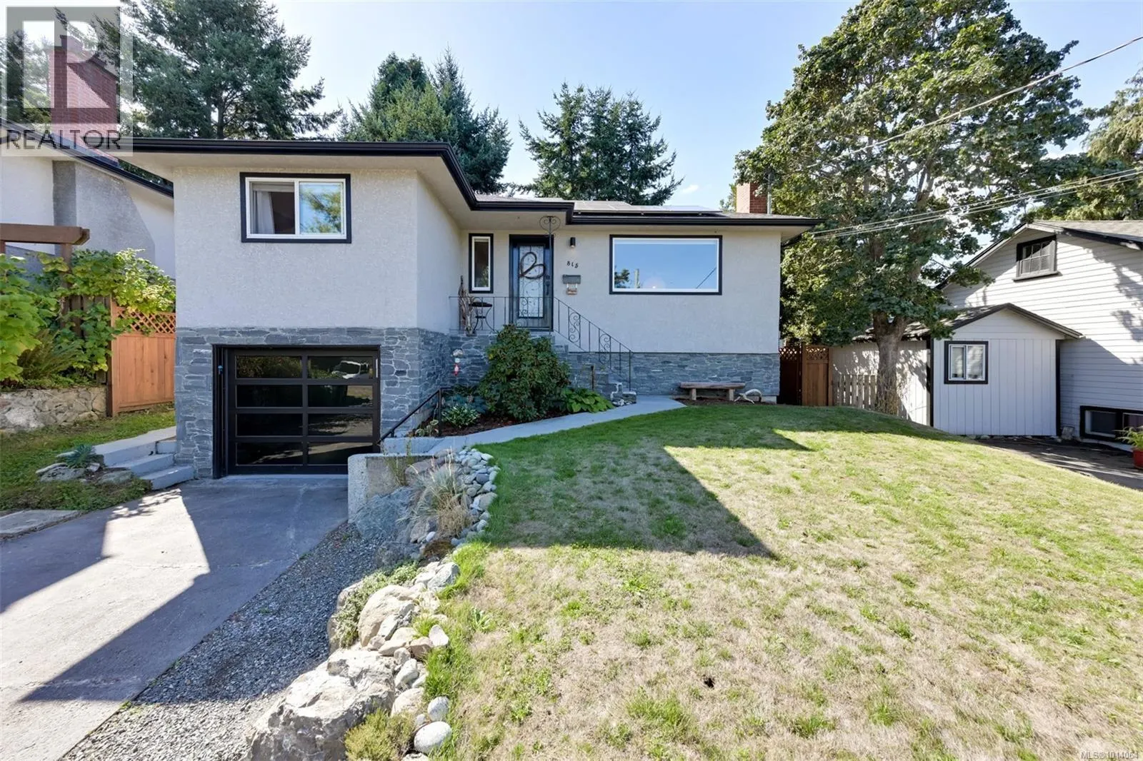 815 Leslie Dr