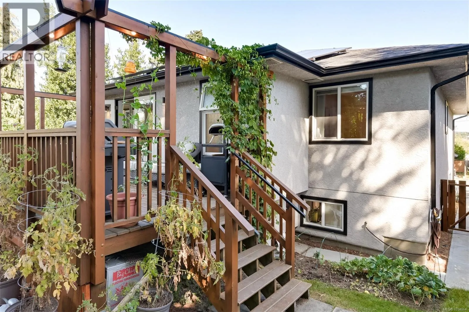 815 Leslie Dr