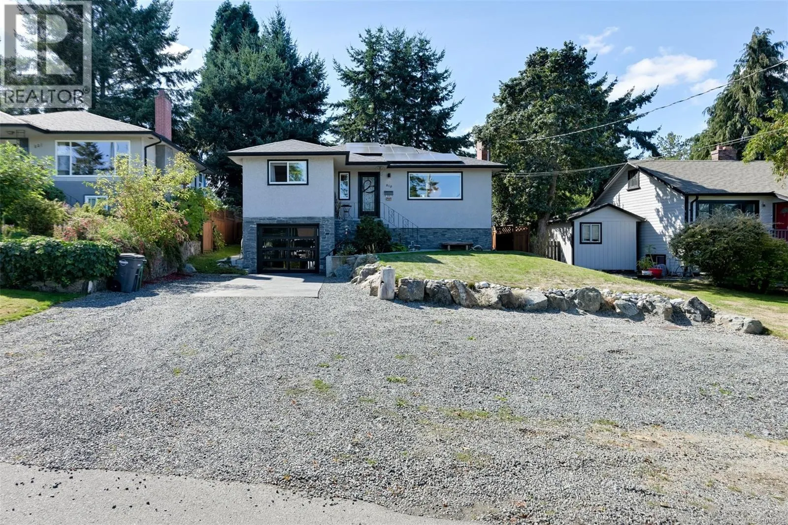 815 Leslie Dr