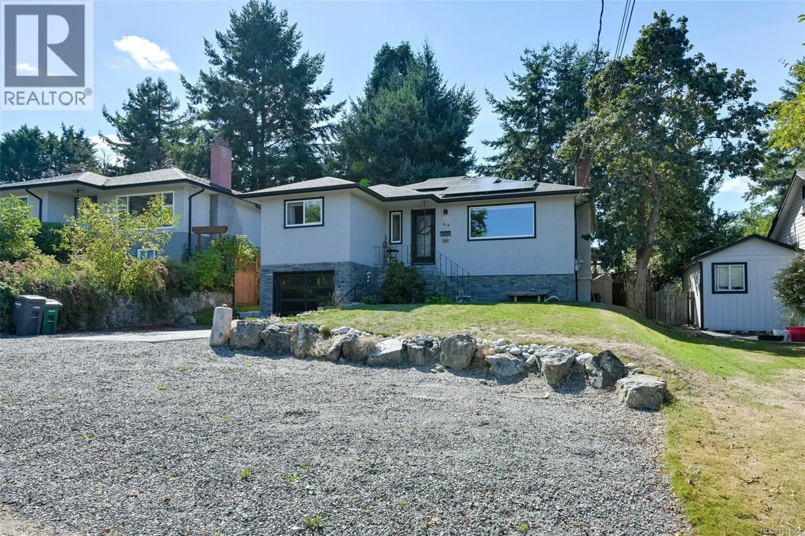 815 Leslie Dr