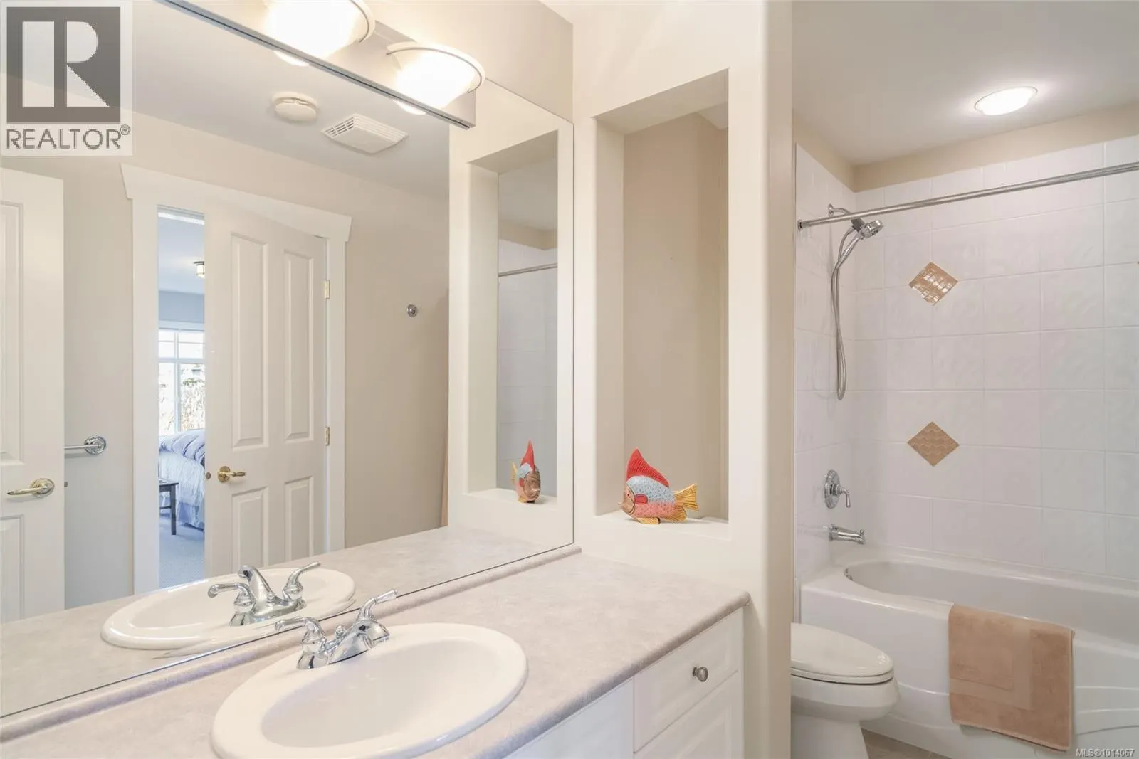 1315 Saturna Dr