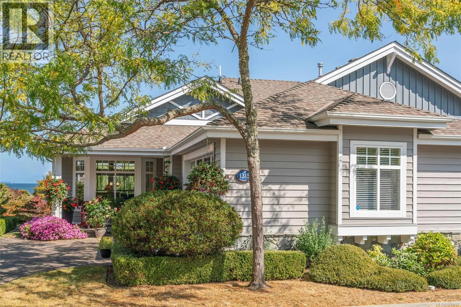 1315 Saturna Dr