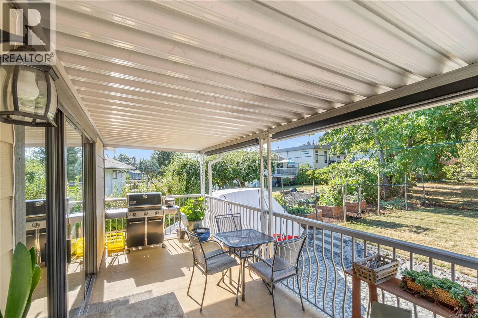 2815 Cosgrove Cres