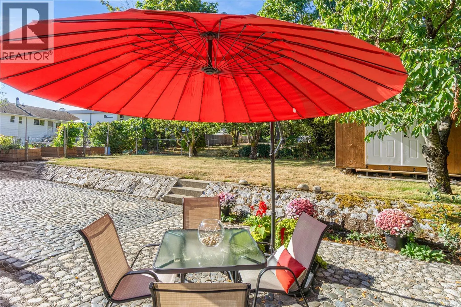 2815 Cosgrove Cres