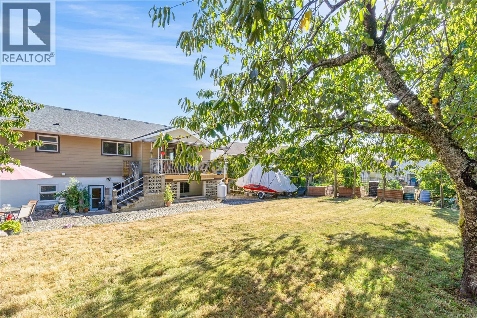 2815 Cosgrove Cres