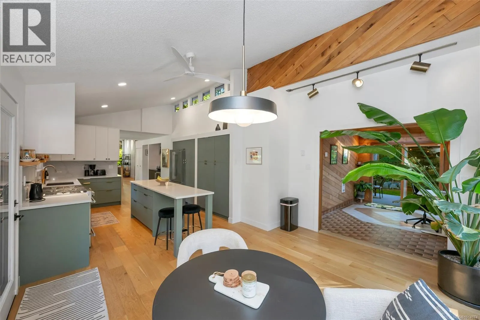 4489 Emily Carr Dr