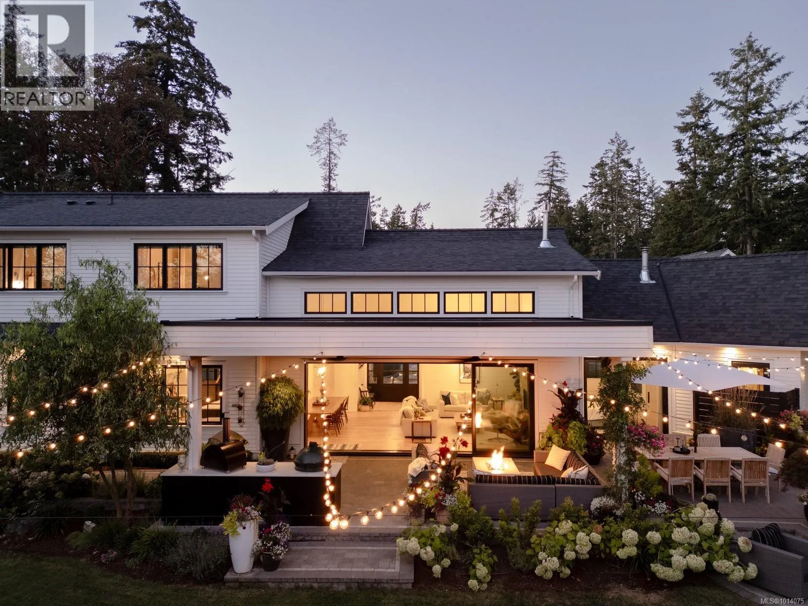 585 Downey Rd