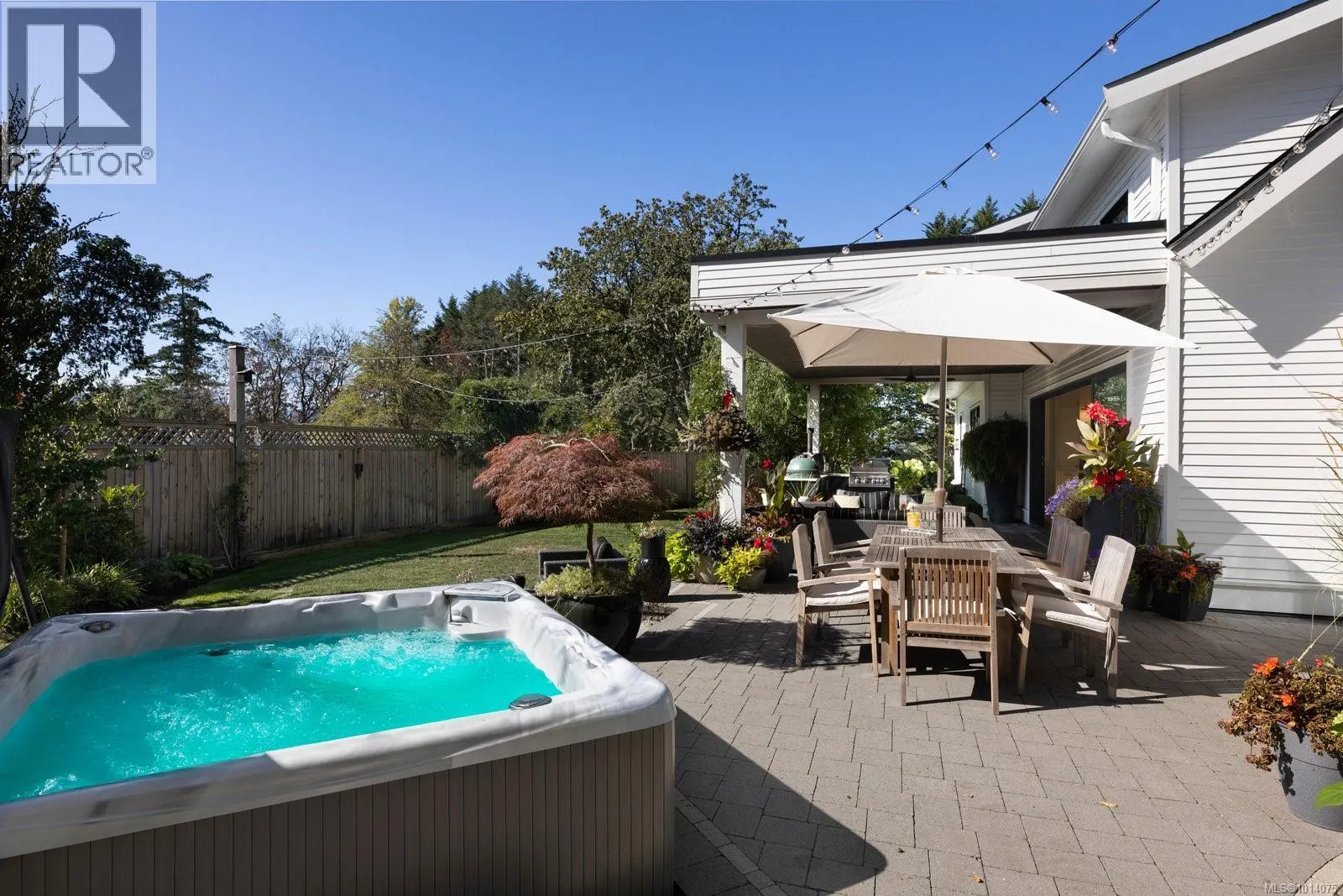 585 Downey Rd